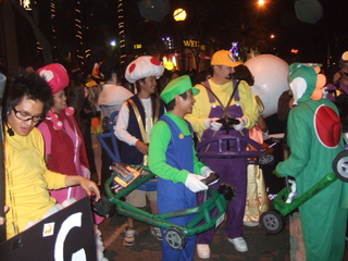Illustration for article titled Nintendo Love Invades West Hollywood Costume Carnaval